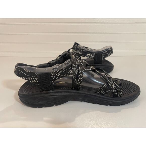 Chaco ZVolv X2 Women’s Size 8 Black Dash Sandals J106664 EXCELLENT - Picture 4 of 11